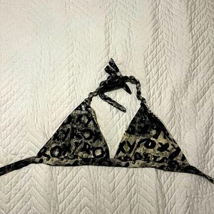 Bikini top, reversible, polkadot, someone side, black on the other side